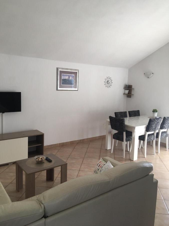 Apartment Ema *